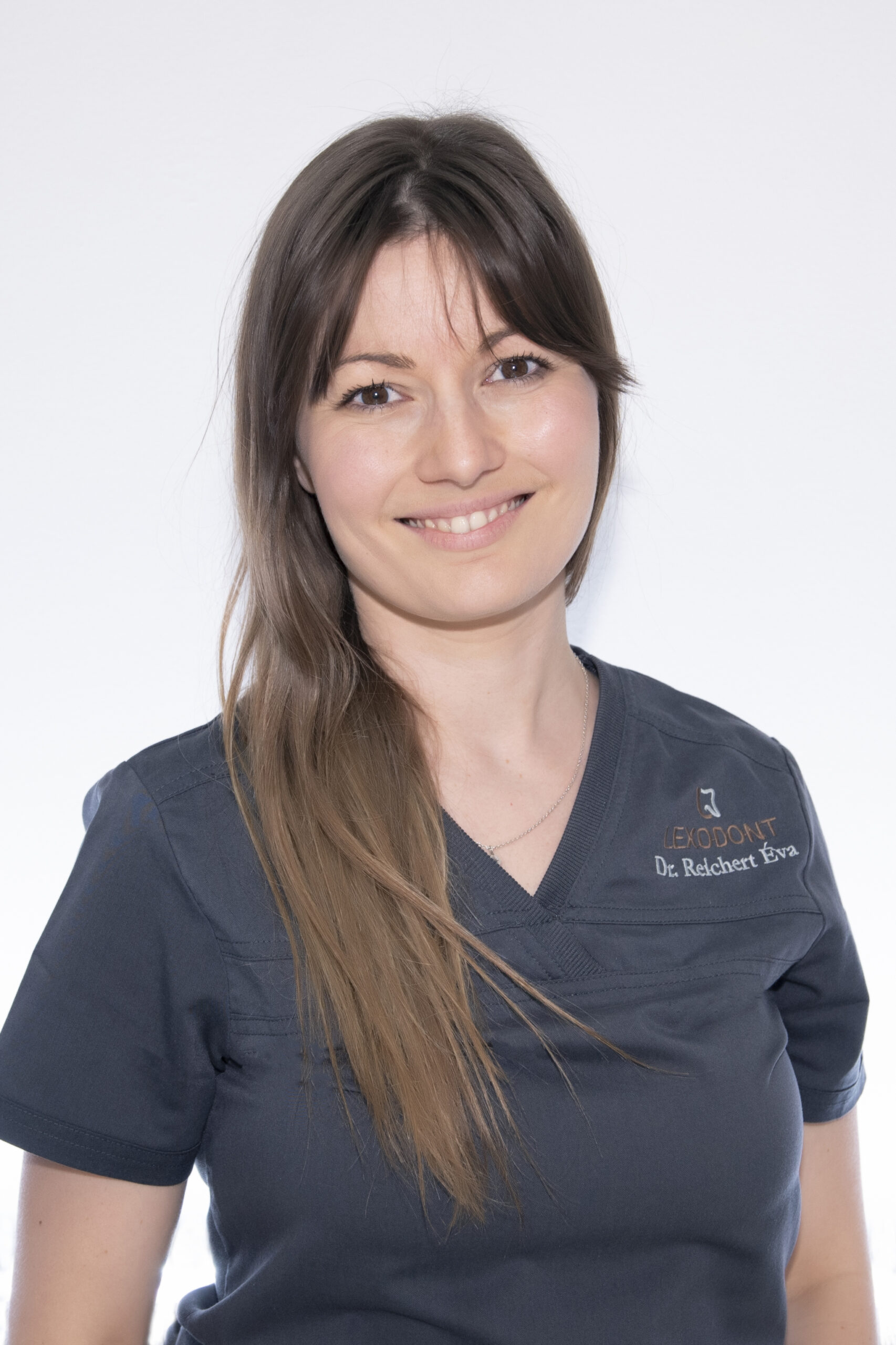 Dr. Reichert Éva